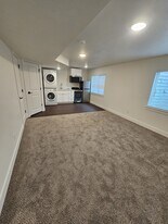 112 E 730 N in Tooele, UT - Building Photo