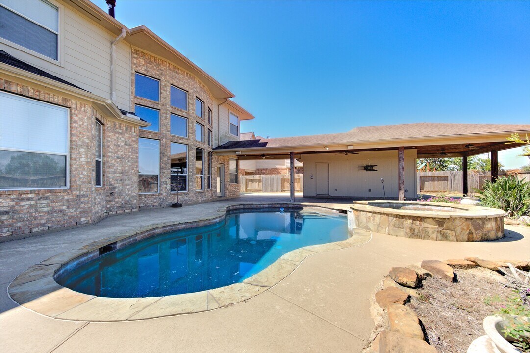 21606 Firemist Way in Cypress, TX - Building Photo