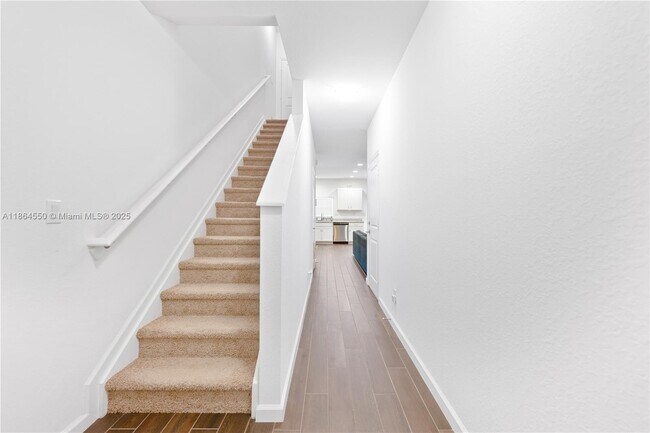 1106 NW 40th Ter in Lauderhill, FL - Building Photo - Building Photo