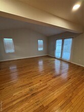 23 W Court Dr in Centereach, NY - Building Photo - Building Photo