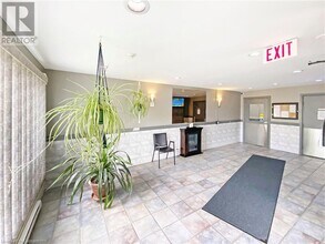 65 Highland Crescent in Kitchener, ON - Building Photo - Building Photo
