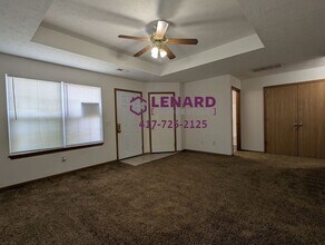 4433-4435 W La Siesta St in Springfield, MO - Building Photo - Building Photo