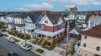 49 S Delancy Pl, Unit 1 in Atlantic City, NJ - Building Photo