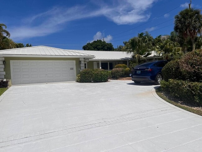 property at 1350 Spanish River Rd