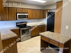 4906 Ali Ave, Unit 3 in San Antonio, TX - Building Photo - Building Photo