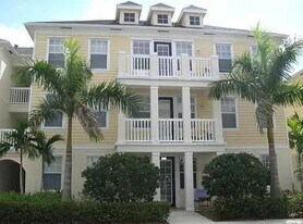 225 Murcia Dr, Unit 107 in Jupiter, FL - Building Photo