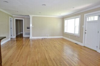 601 S Cedar Ave in Newton, NC - Building Photo - Building Photo