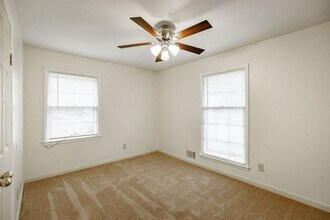 162 Jockey Club Dr in Athens, GA - Building Photo - Building Photo