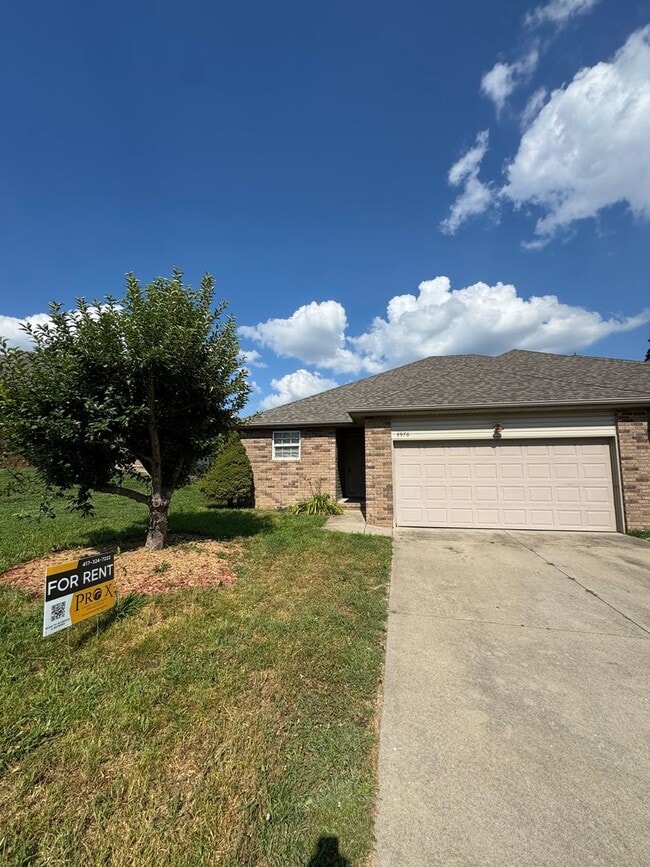 property at 3976 S Jonathan Ave
