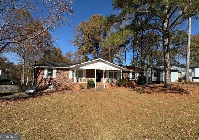 property at 2490 Trent Dr NE