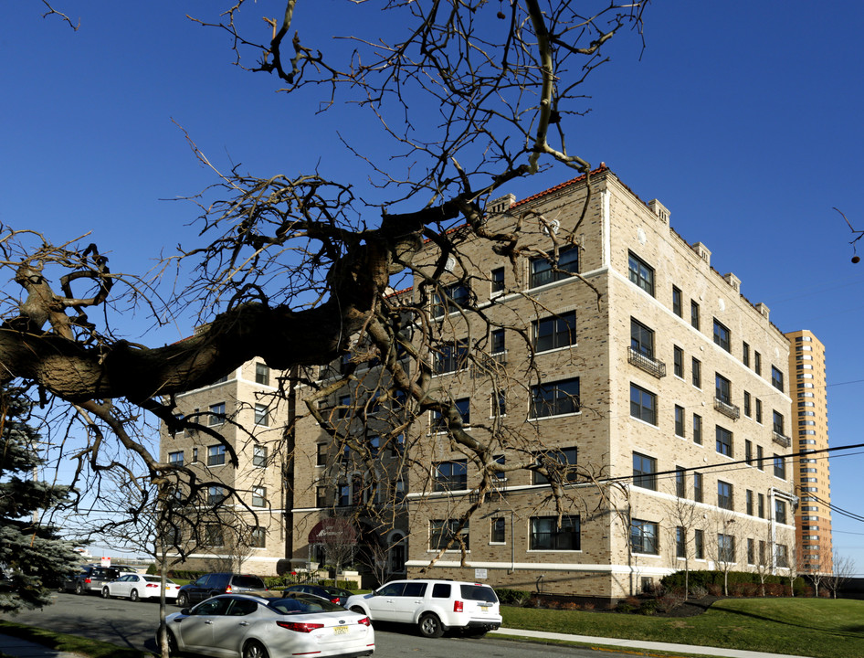 The Miramar in Asbury Park, NJ - Building Photo