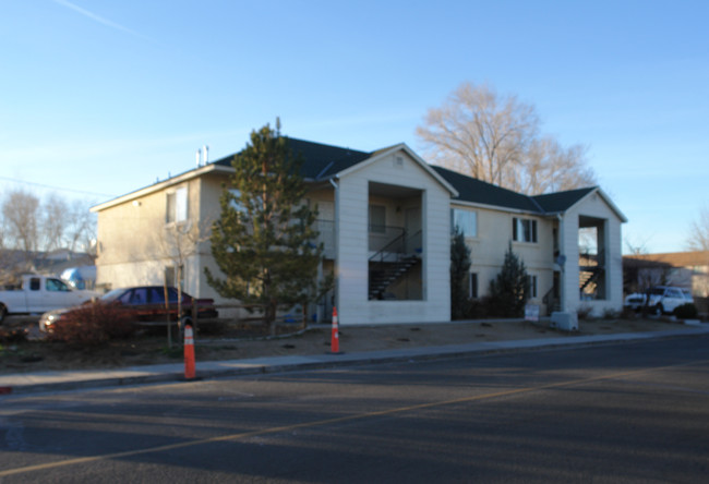 2595 Yori Ave in Reno, NV - Foto de edificio - Building Photo