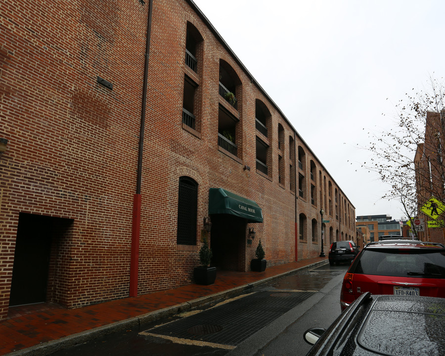 Canal House in Washington, DC - Foto de edificio