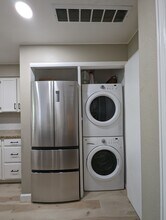 842 S Vance St, Unit C in Lakewood, CO - Building Photo - Building Photo