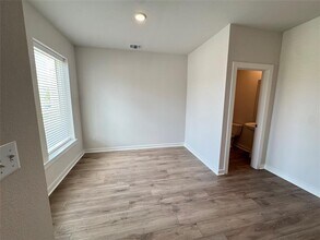 112 Corn Ln in Hutto, TX - Building Photo - Building Photo