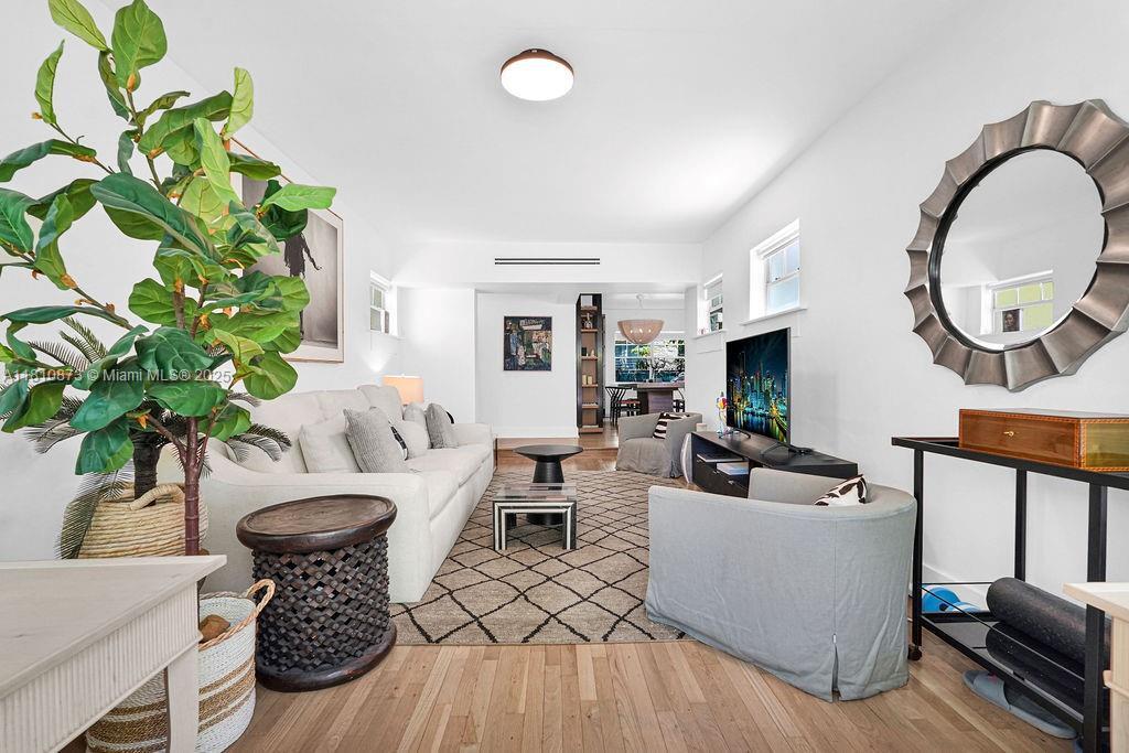 915 8th St in Miami Beach, FL - Building Photo
