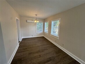 102 9th Ave in Chickasaw, AL - Building Photo - Building Photo