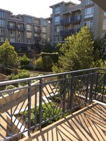 5501 DeMarcus Blvd #328, Unit 328 in Dublin, CA - Building Photo