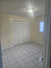 2686 W 74th St in Hialeah, FL - Building Photo - Building Photo