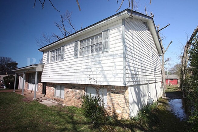 4558 Almo Ave in Memphis, TN - Building Photo - Building Photo