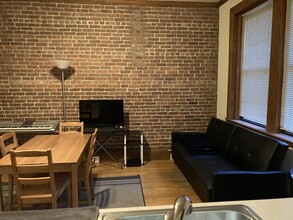 58 Gainsborough St, Unit 6 in Boston, MA - Foto de edificio - Building Photo