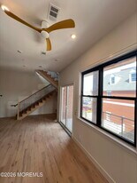 42 Monmouth St in Red Bank, NJ - Building Photo