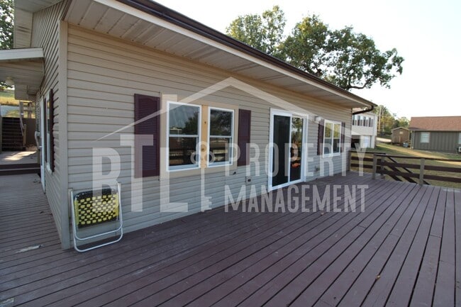 261 Taney St in Branson, MO - Building Photo - Building Photo