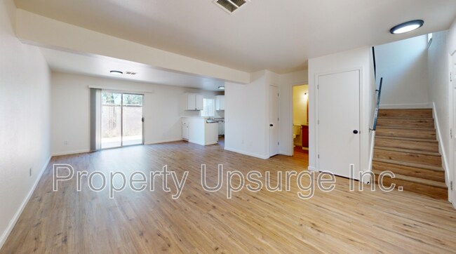 3360 Magnums Way in Redding, CA - Building Photo - Building Photo