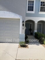 8271 Village Edge Cir in Ft. Myers, FL - Building Photo