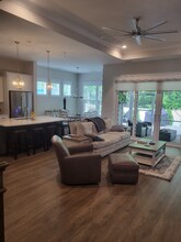 386 Bumble Cir in Murrells Inlet, SC - Foto de edificio - Building Photo