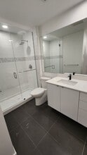 2345 Rindall Av, Unit 407 in Port Coquitlam, BC - Building Photo - Building Photo