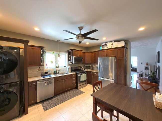 property at 9 Amaranth Ave