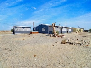 2206 Ocean Side Ave in Salton City, CA - Building Photo - Building Photo