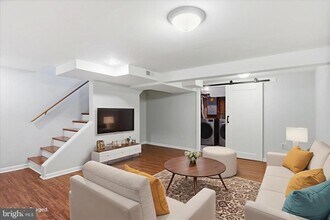 2238 Arlington Terrace in Alexandria, VA - Building Photo - Building Photo