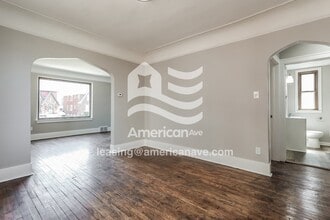 6155 Yorkshire Rd in Detroit, MI - Building Photo - Building Photo