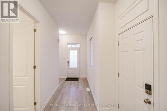 3206 Brigadier Ave in Pickering, ON - Building Photo - Building Photo