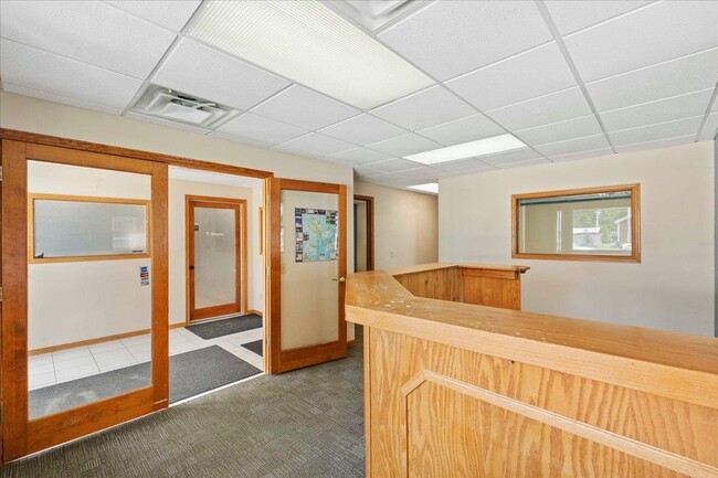204 West Main St in Waunakee, WI - Building Photo - Building Photo