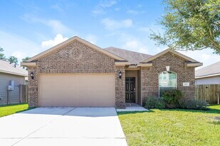 2003 Lost Pine Ct in Conroe, TX - Building Photo