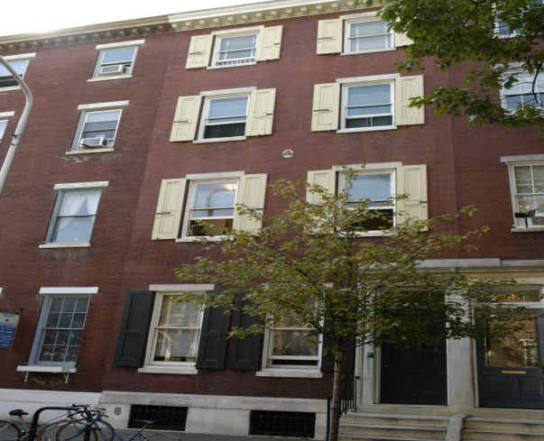 1316 Pine St in Philadelphia, PA - Foto de edificio