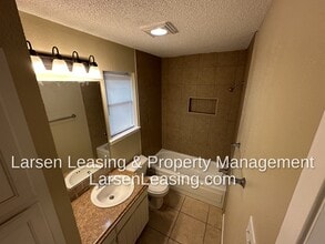 6305 Rebecca Ln in Watauga, TX - Building Photo - Building Photo