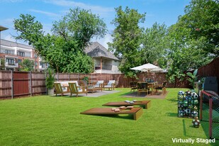 5011 Manett St in Dallas, TX - Building Photo