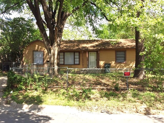 22 S 28th St in Killeen, TX - Foto de edificio