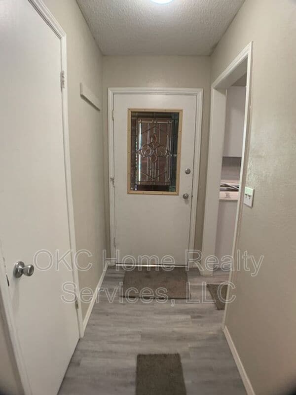 6812 S Land Ave in Oklahoma City, OK - Building Photo - Building Photo