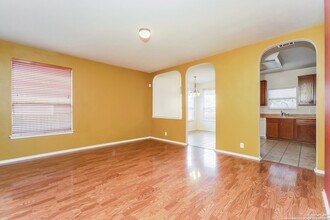 5631 Arcadia Park in San Antonio, TX - Building Photo - Building Photo