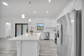 2836 NW 5th Terrace in Cape Coral, FL - Building Photo - Building Photo