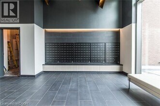 85 Duke St W in Kitchener, ON - Building Photo - Building Photo