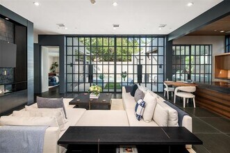 4340 Fairfax Ave in Dallas, TX - Building Photo - Building Photo
