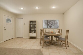 1300 Clearfield Dr in Austin, TX - Building Photo - Building Photo