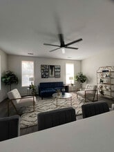 1924 Elvin Dr in Baton Rouge, LA - Building Photo - Building Photo