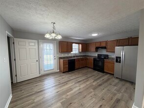 360 Cedar Hollow Dr in Bowling Green, KY - Building Photo - Building Photo